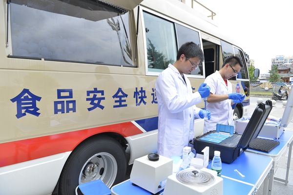 食品檢測(cè)車廠家如何保證居民飲食安全？