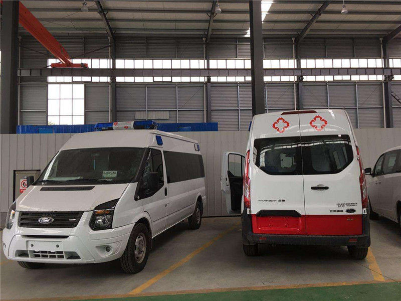 廣州救護車廠家跟你聊聊為什么無人避讓救護車？01