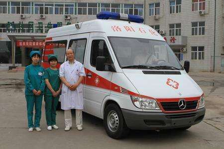 車禍期間，救護車及時出現(xiàn)能救人于危難